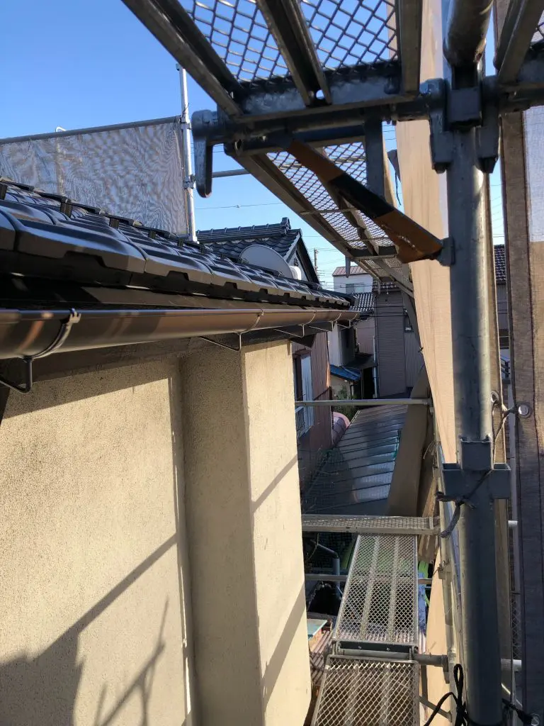【一宮市】 で外れた雨樋の修理費用は一体どのくらいかについて解説