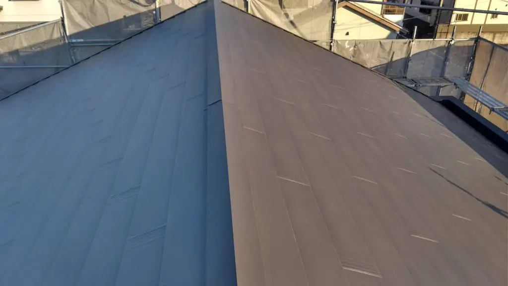 屋根の板金が浮いていると言う訪問営業の手口