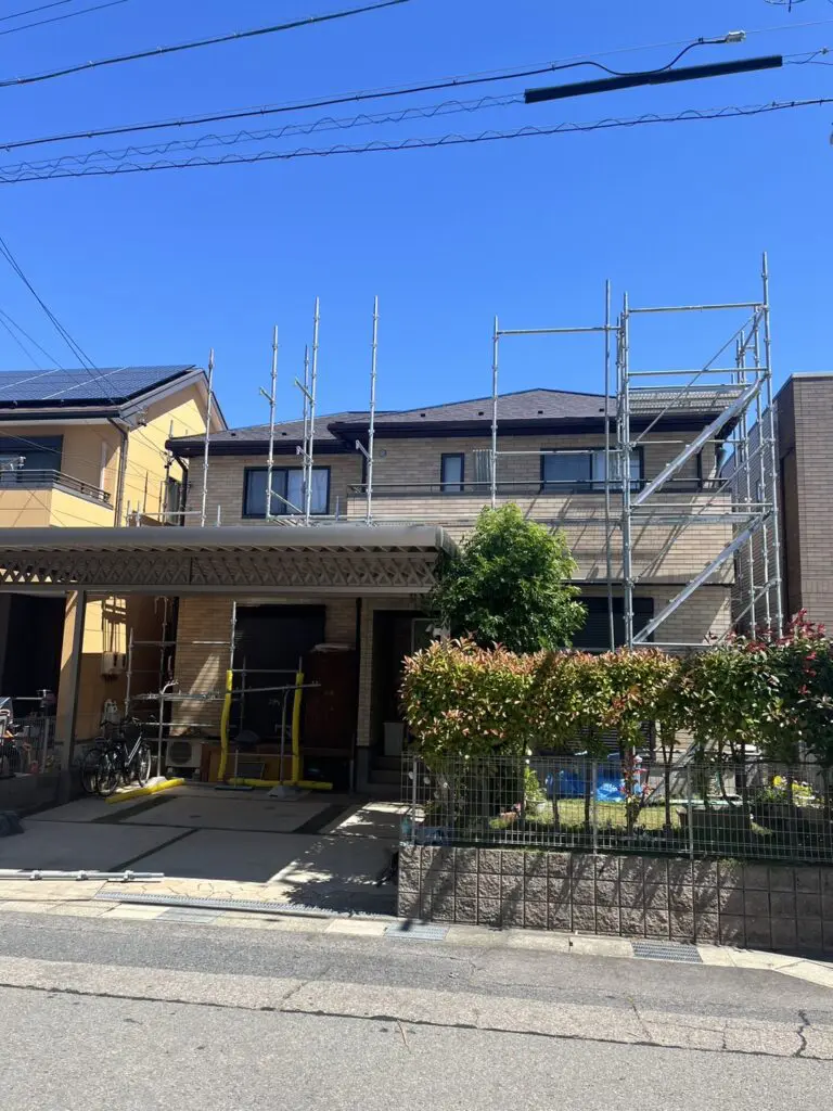 屋根材の相談はナチュラルステージへ