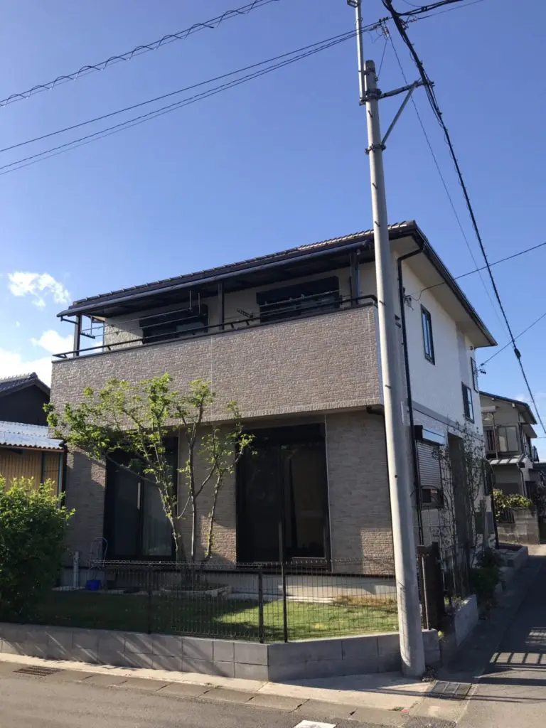 波型スレート屋根に塗装する必要がない場合