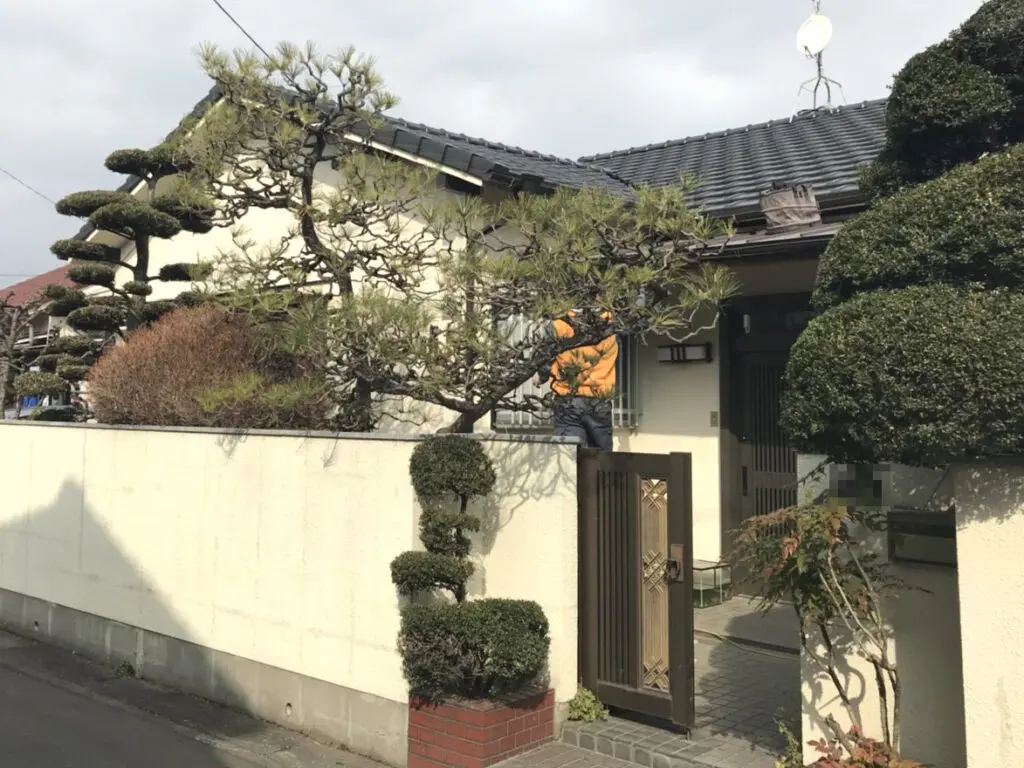 台風が近づいてきた時の屋根対策