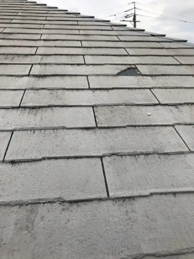 築5年でもスレート屋根が割れる原因