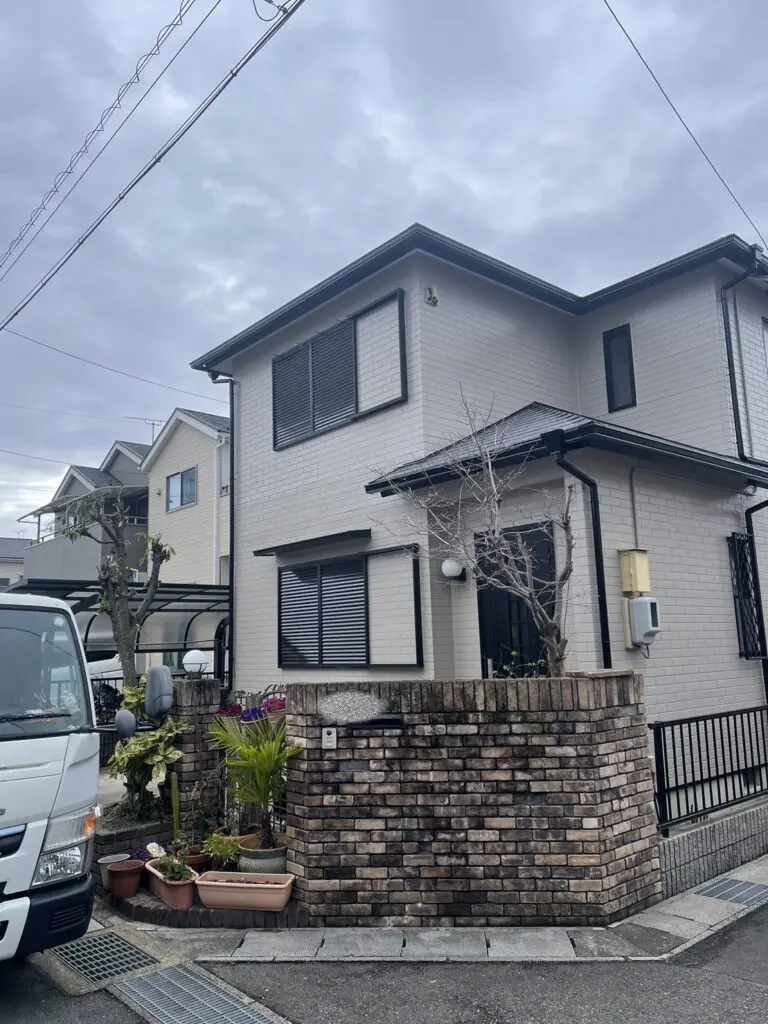 屋根の棟換気から雨漏りを一体どのように防いでいるのか
