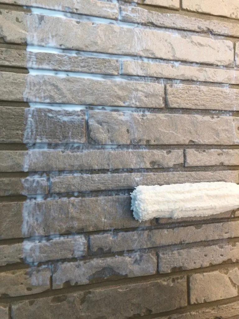 外壁塗装で色選びを行う際の注意点