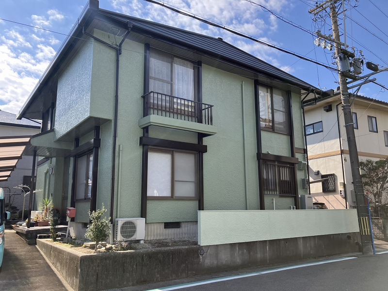 ミサワホームの外壁塗装｜築40年　高耐久スーパームキコートで2回目の塗装施工事例　グリーン系　扶桑町K様　(NO.26163)