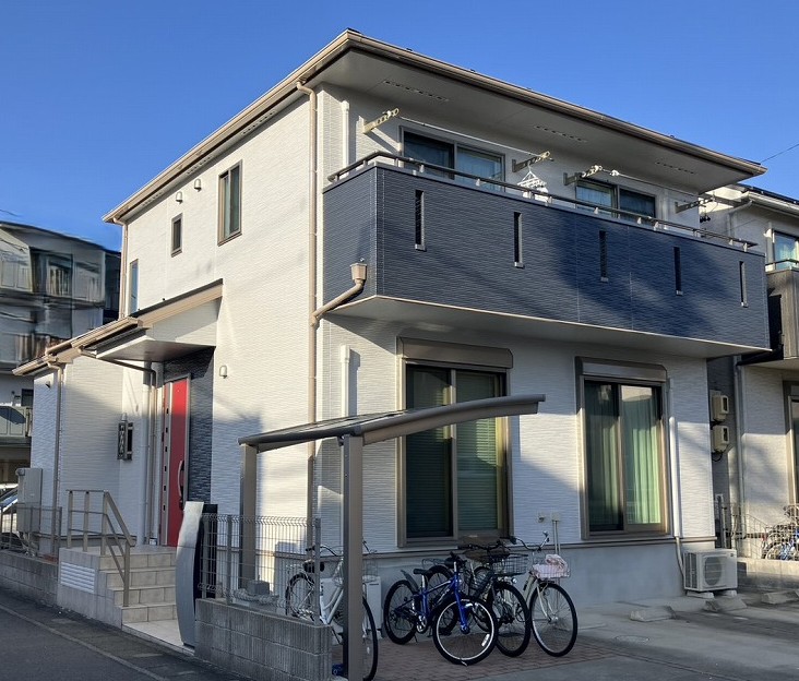 外壁・屋根塗装｜築13年初塗装　高耐久スーパームキコートで外壁・屋根塗装事例　ベージュ・グレー系　北名古屋市T様（NO.26628)