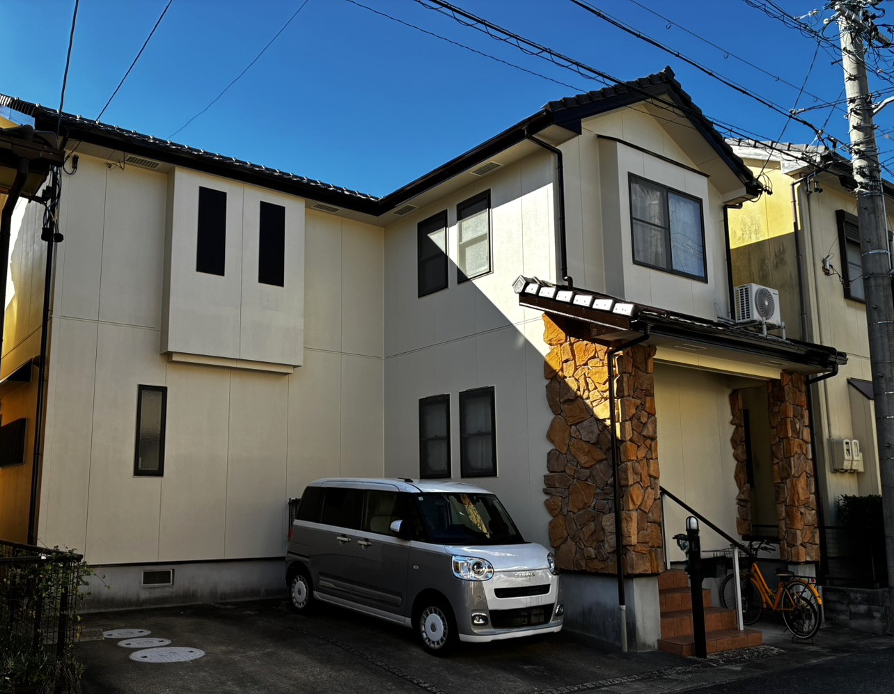 外壁塗装｜築26年初塗装　高耐久スーパームキコートで外壁塗装事例　ベージュ系　岩倉市S様（NO. 28339 )